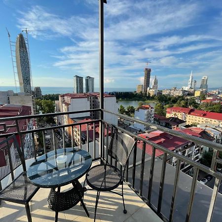 Apartments At Like House Batumi Eksteriør bilde